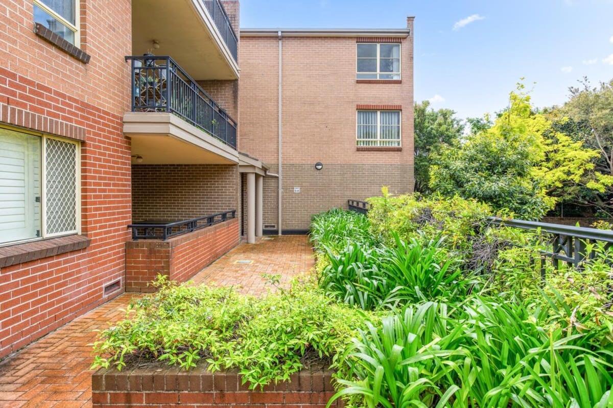 Pristine 2-bed Near Marrickville Village Sydney