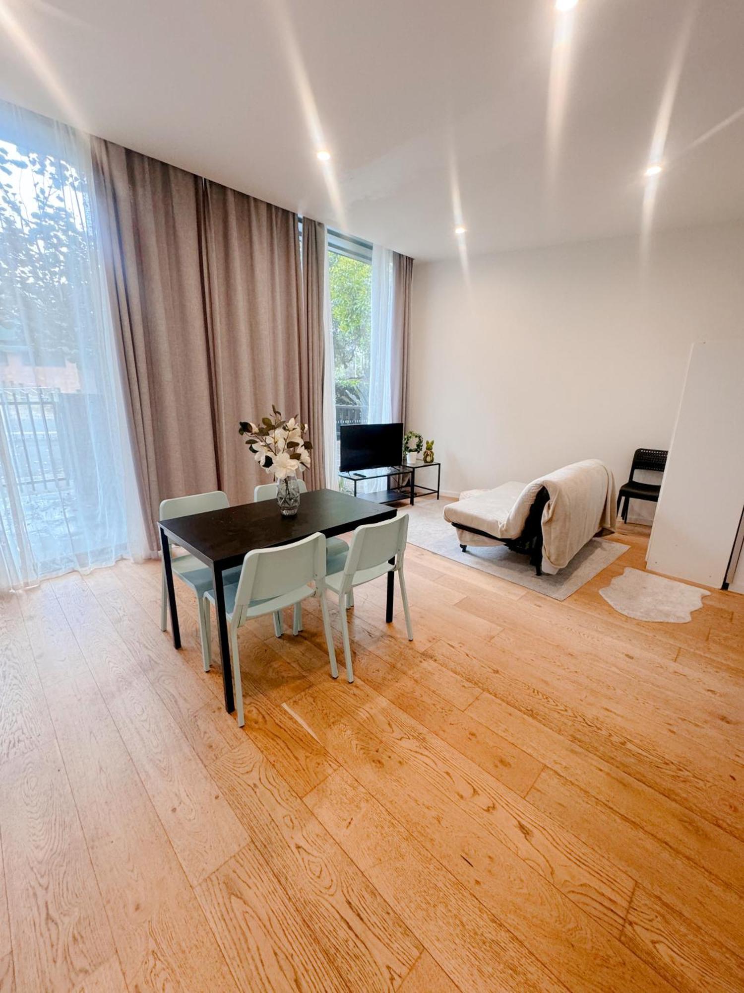 Modern 2b2b Close City Apartment Sydney