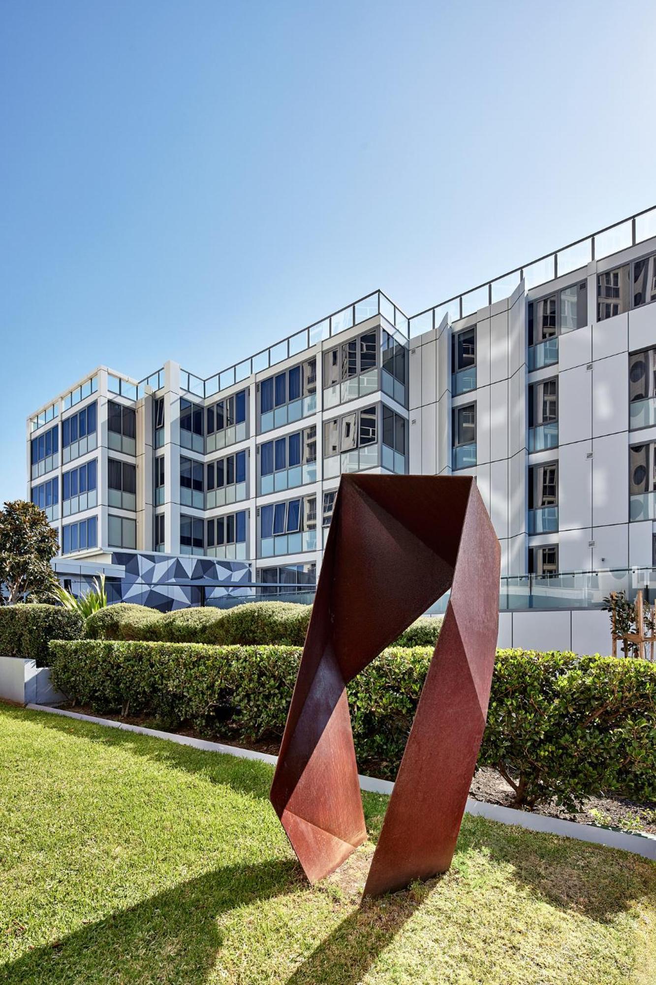 Meriton Bondi Junction Hotel Sydney