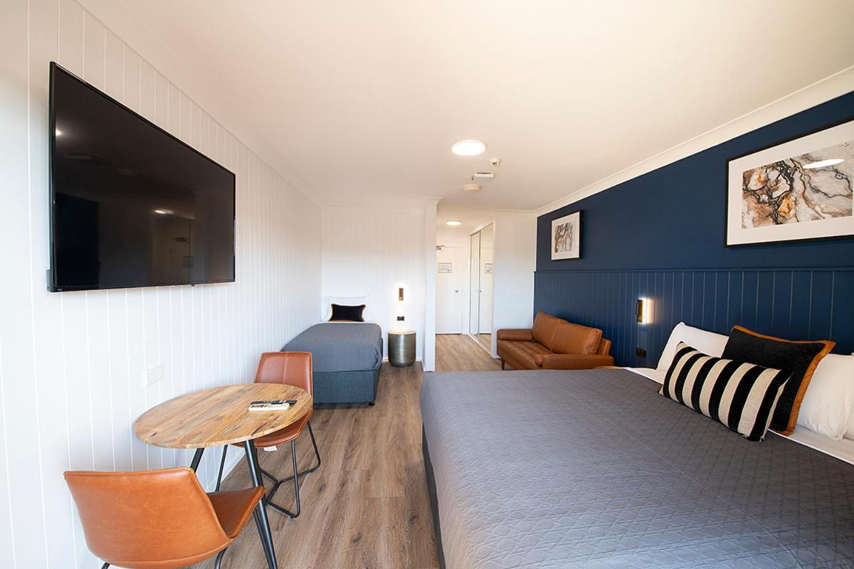 Southend 3* Sydney