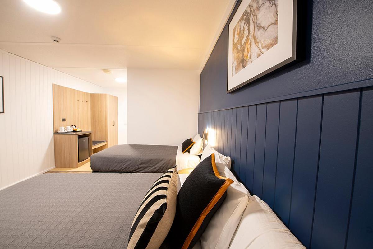 Southend Motel 3*