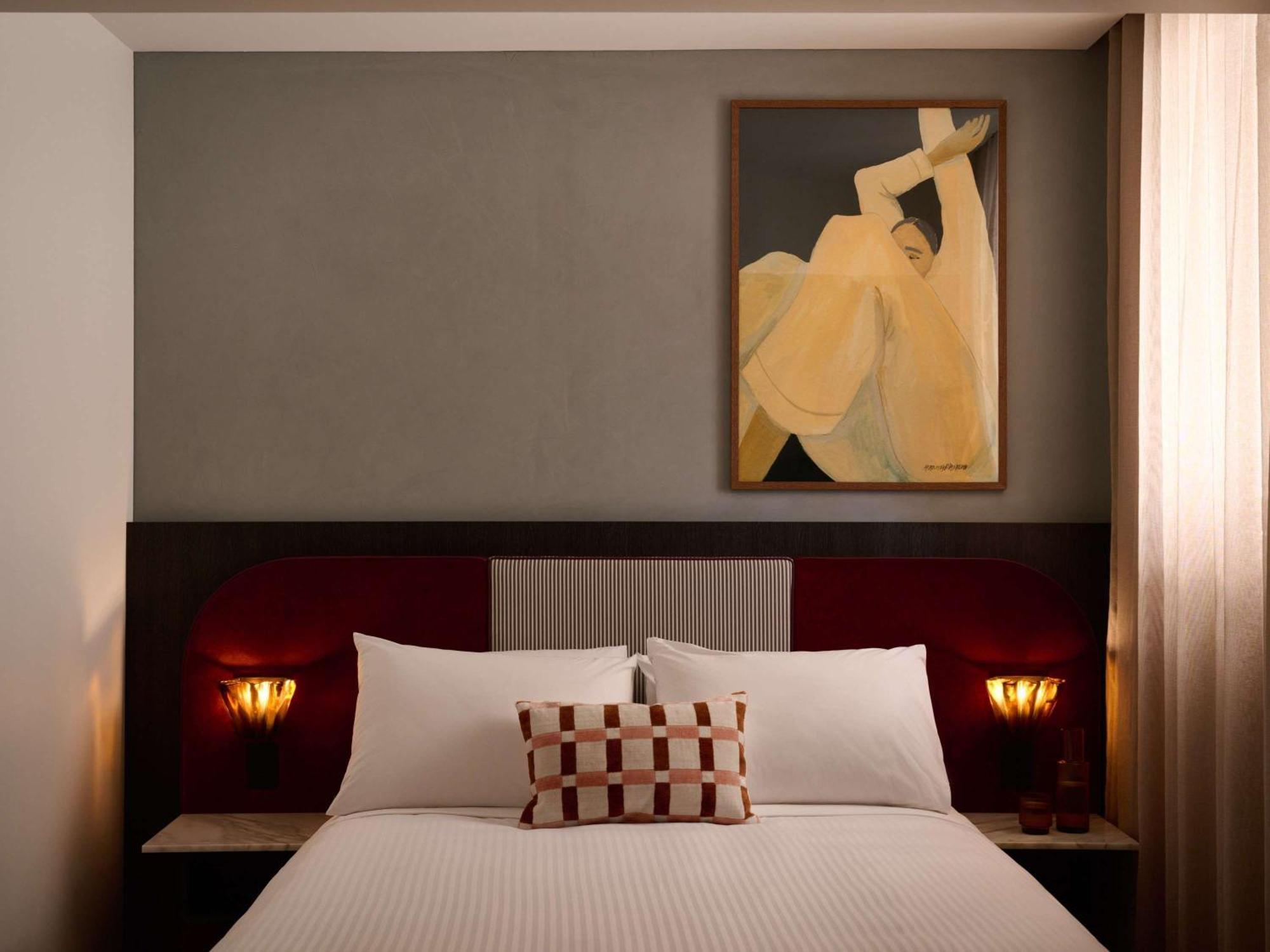 Hotel Morris Sydney, Handwritten Collection Sydney