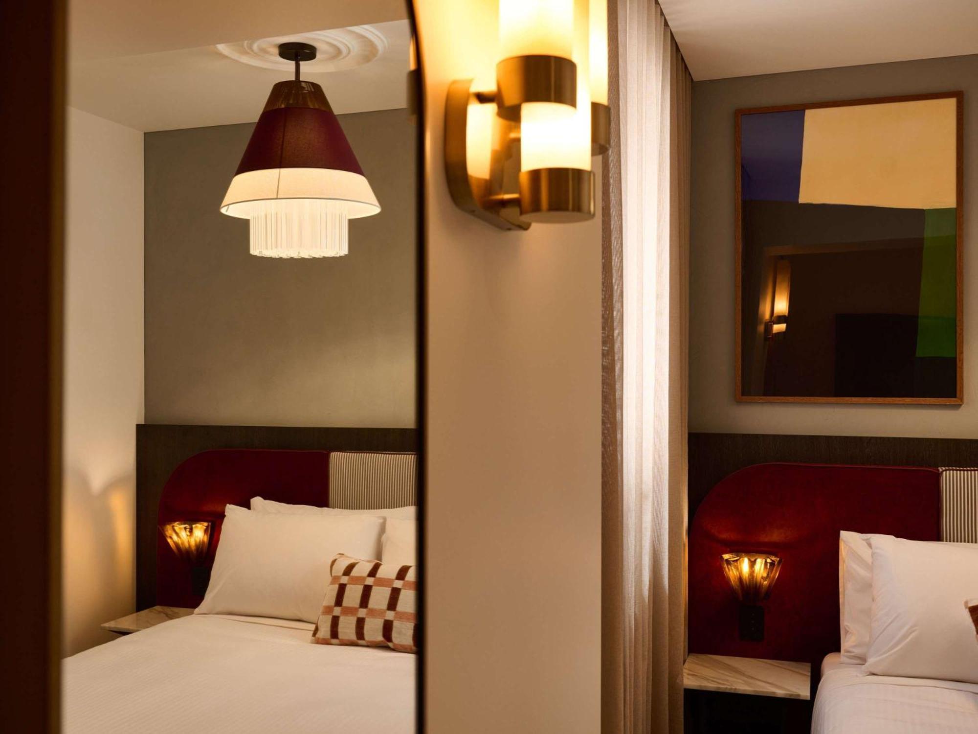 Hotel Morris Sydney, Handwritten Collection 4*