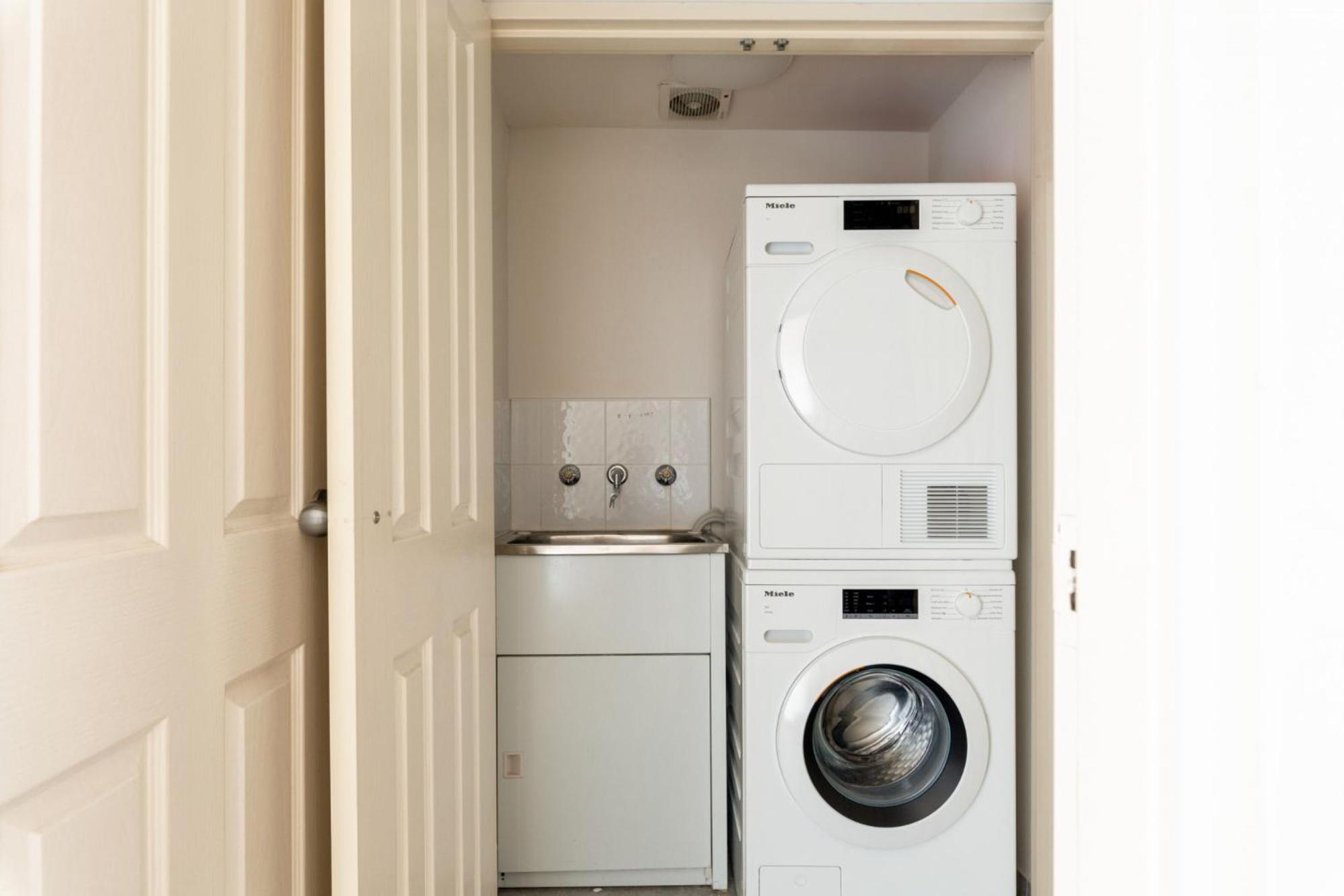 Spacious 3-bed With Alfresco Dining By Amenities *