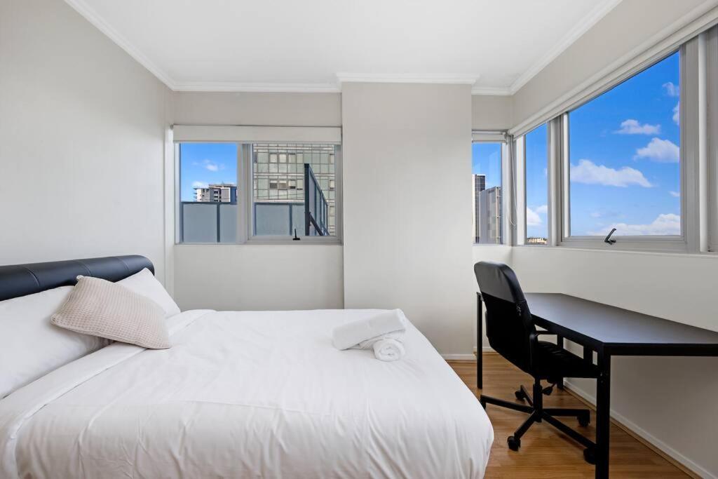 Sky View 2b1b@burwood Sydney