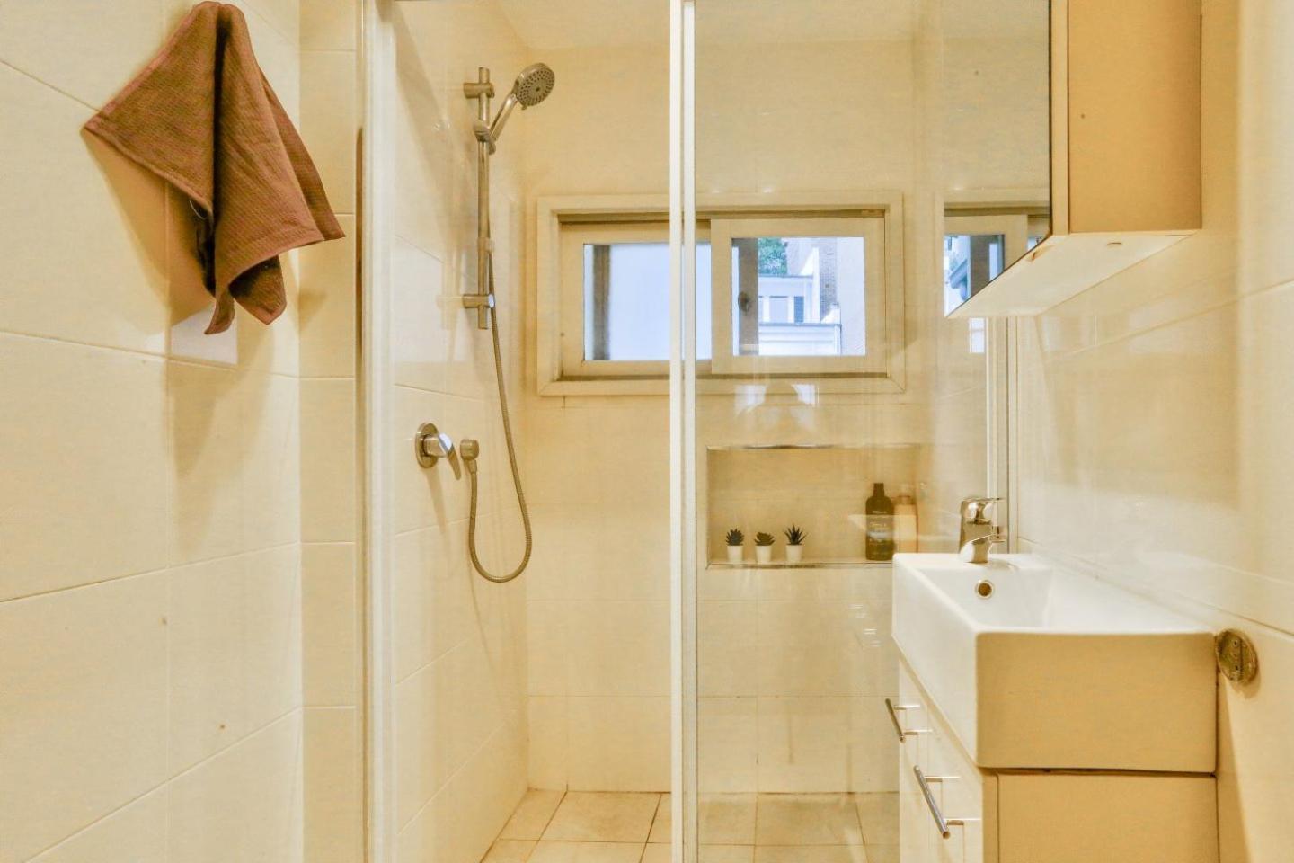 Vibrant 3 Bedroom House Darlinghurst 2 E-bikes Included Sydney