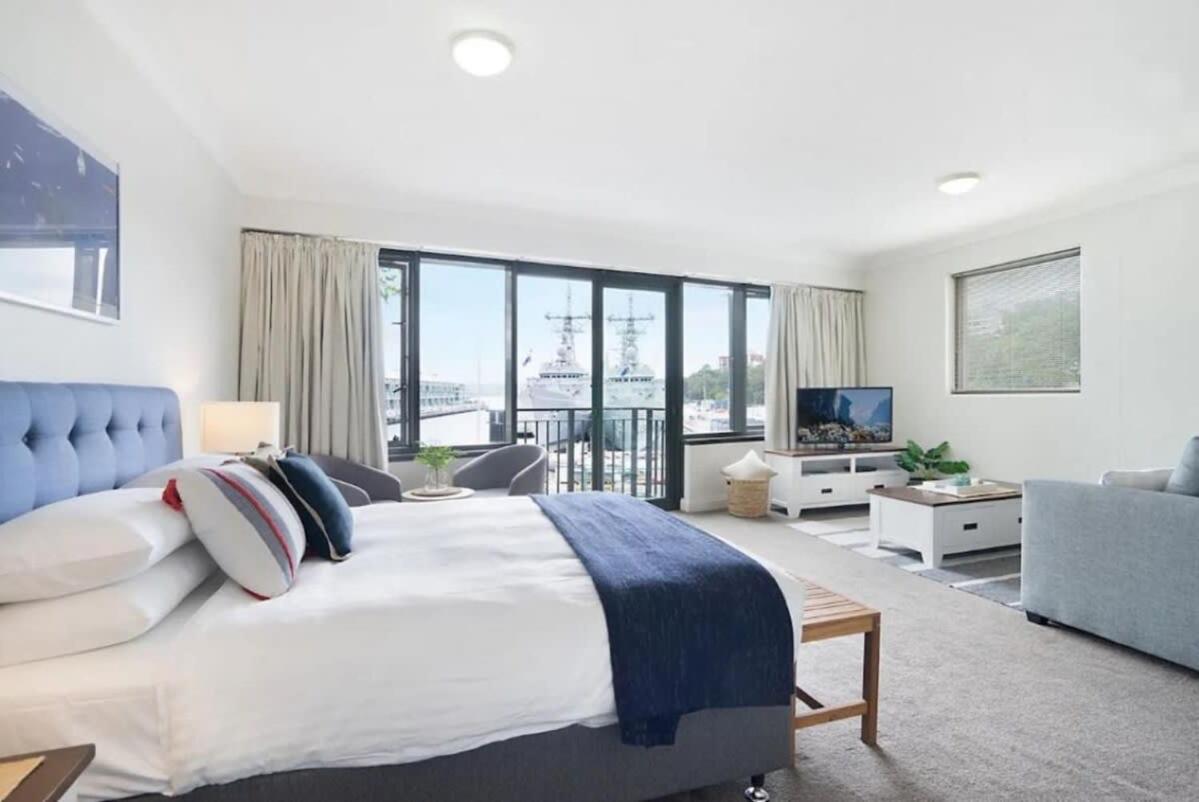 Apartment King Size With Water View Walk To The Sydney