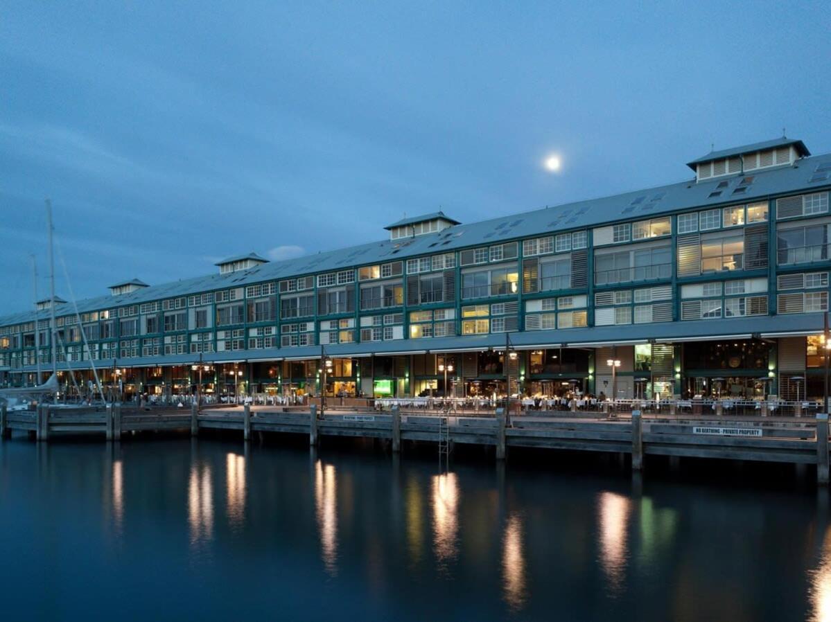King Size With Water View Walk To The Apartment Sydney