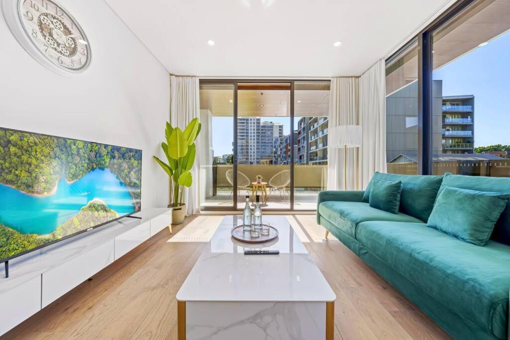 Stunning 2 Bedroom At Waterloo Apartment