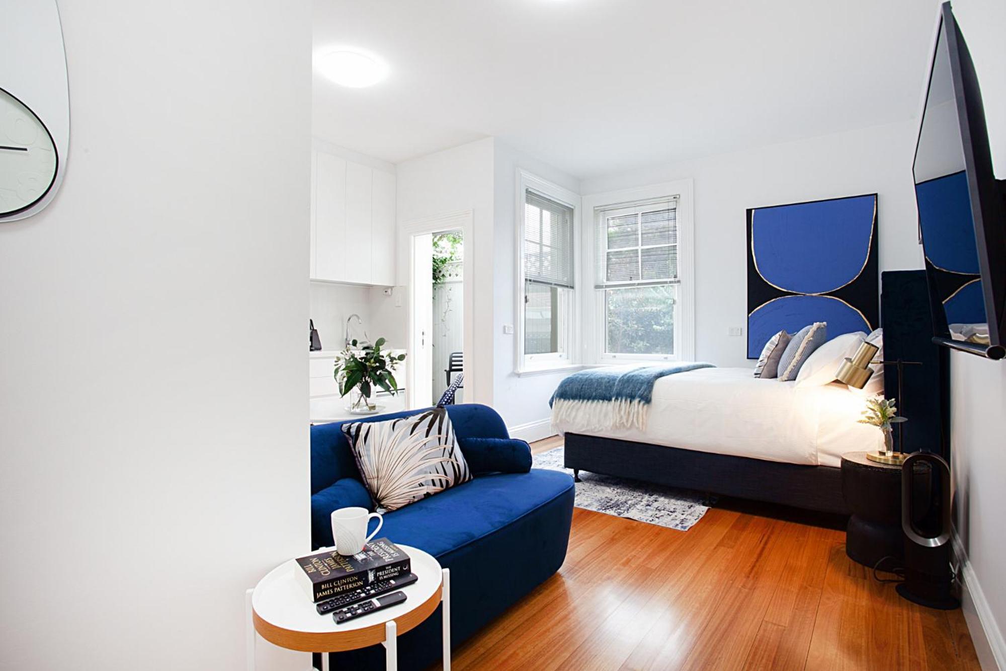 Bright And Beautiful In Quiet Neighbourhood Apartment Sydney
