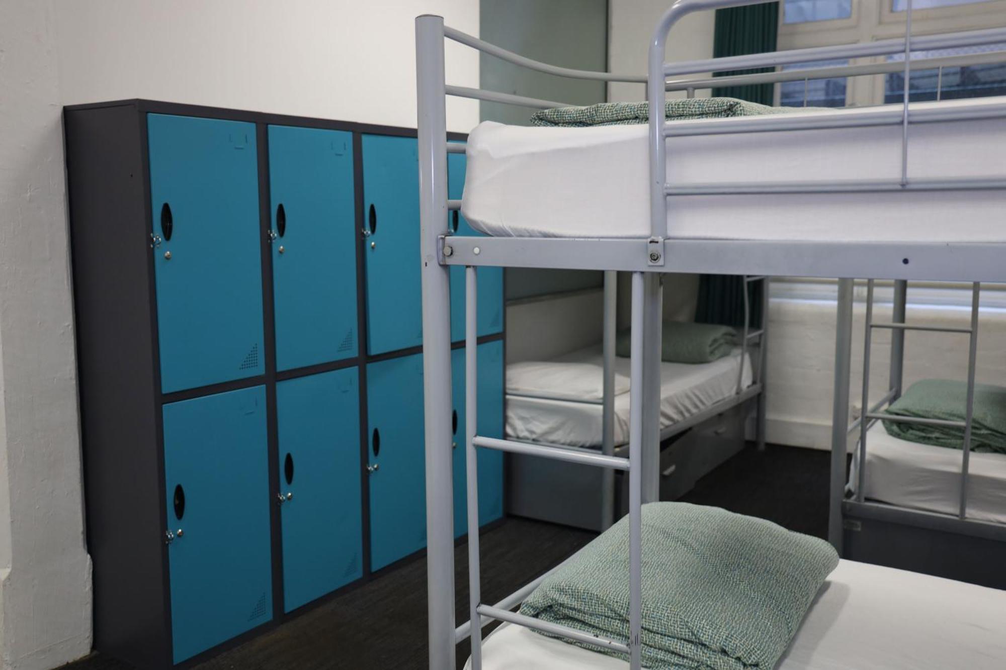 Hostel Nomads *