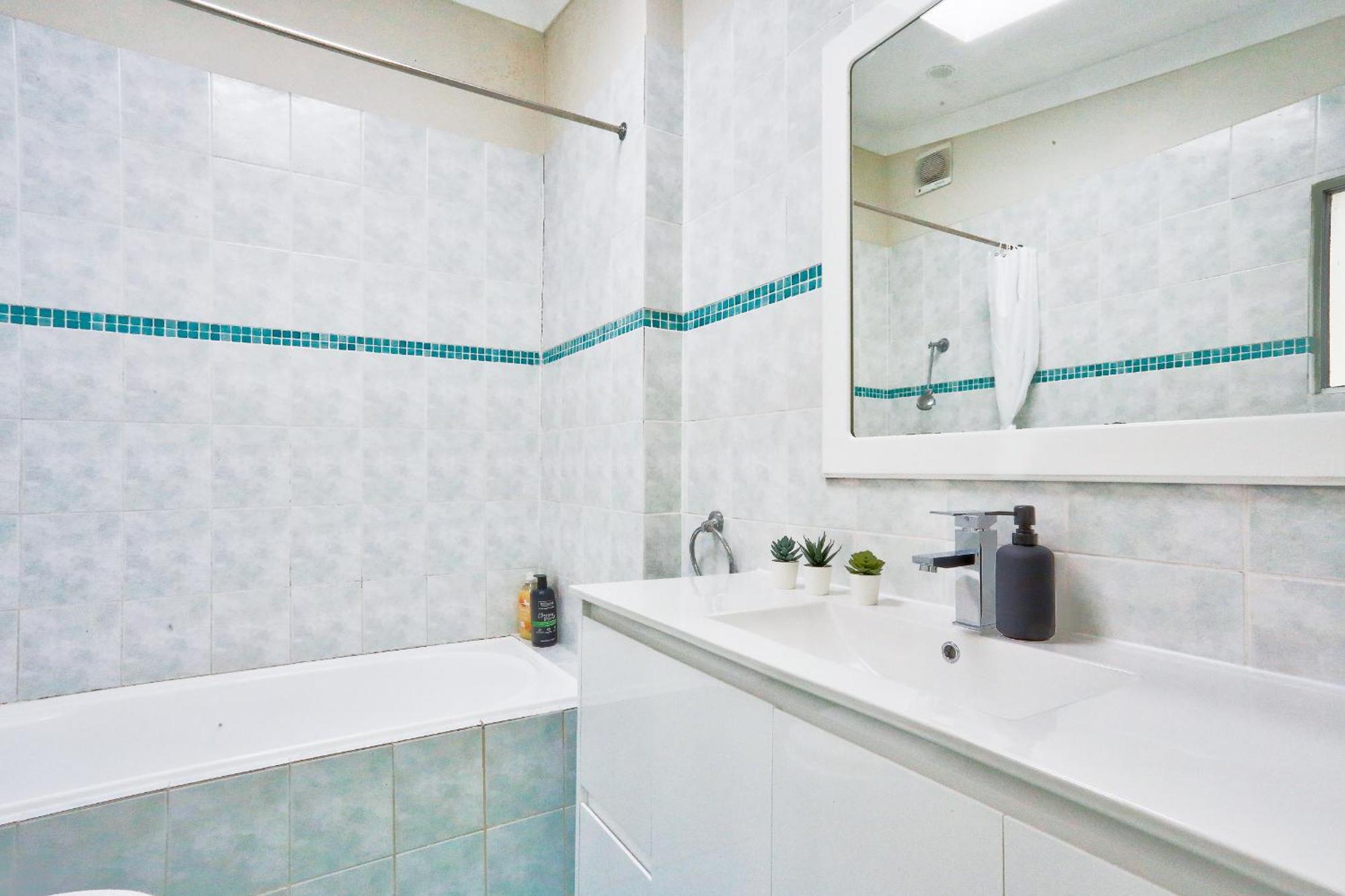 Awesome 2 Bedroom House Surry Hills