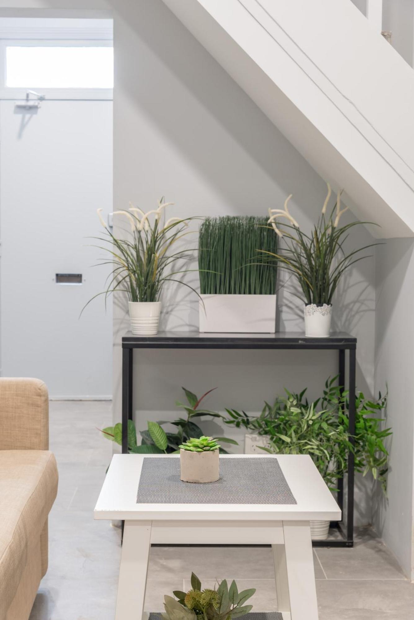 Homely Double - Ac - 1min Walk To - Close To Darling Harbour Chinatown Cbd - Shared Bathroom Guest house Sydney