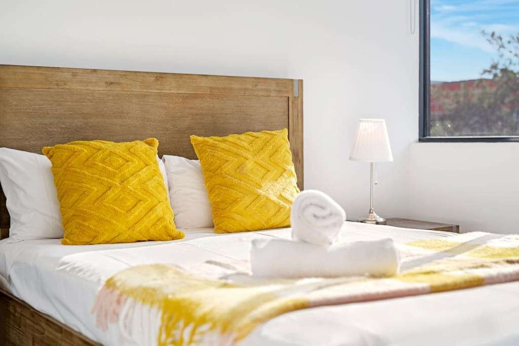 Modern 1b1b With Free Pool&gym Sydney