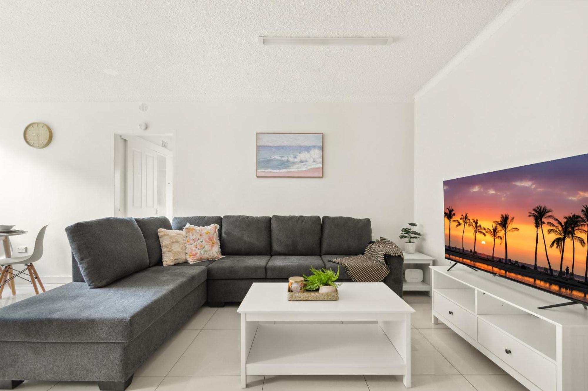 Polished 2-bed Unit In The Heart Of Parramatta Apartment Sydney