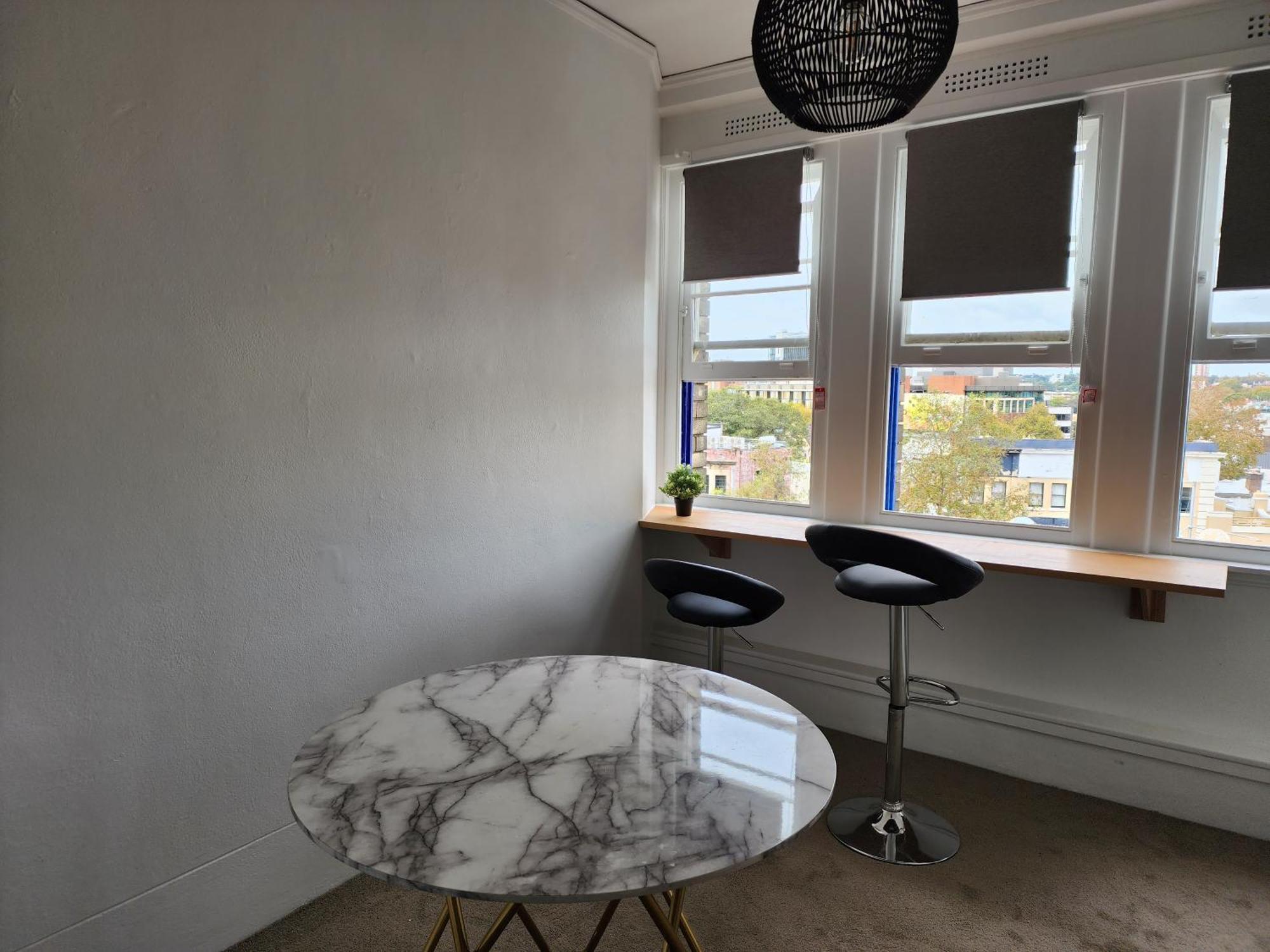 Cosy Studio In A Prime Surry Hills Location Apartment *