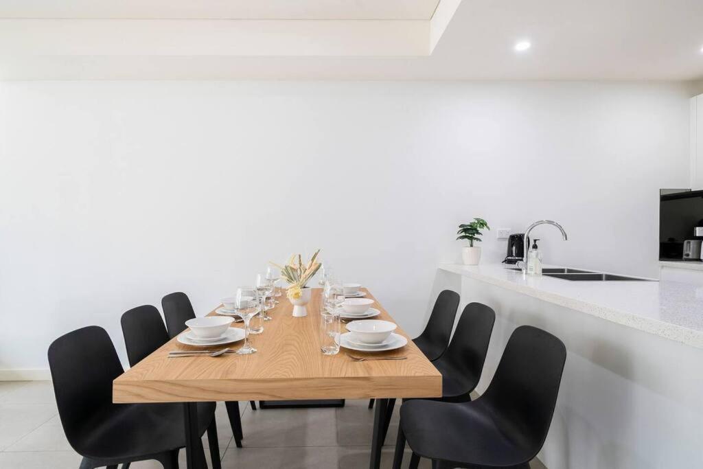 10m Lovely 2bedroom Abnb Near Airport & With Free Parking Sydney