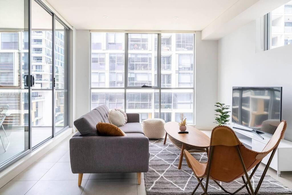 10m Lovely 2bedroom Abnb Near Airport & With Free Parking * Sydney