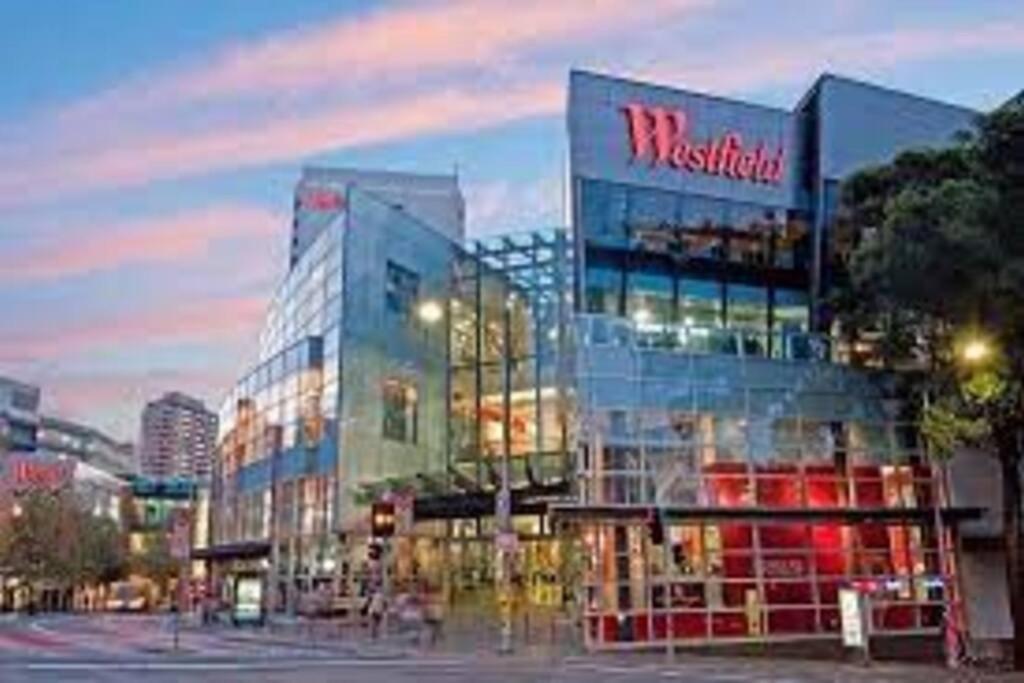 Apartment Wow New Gorgeous 2 Bed 2 Bath Parking Sydney