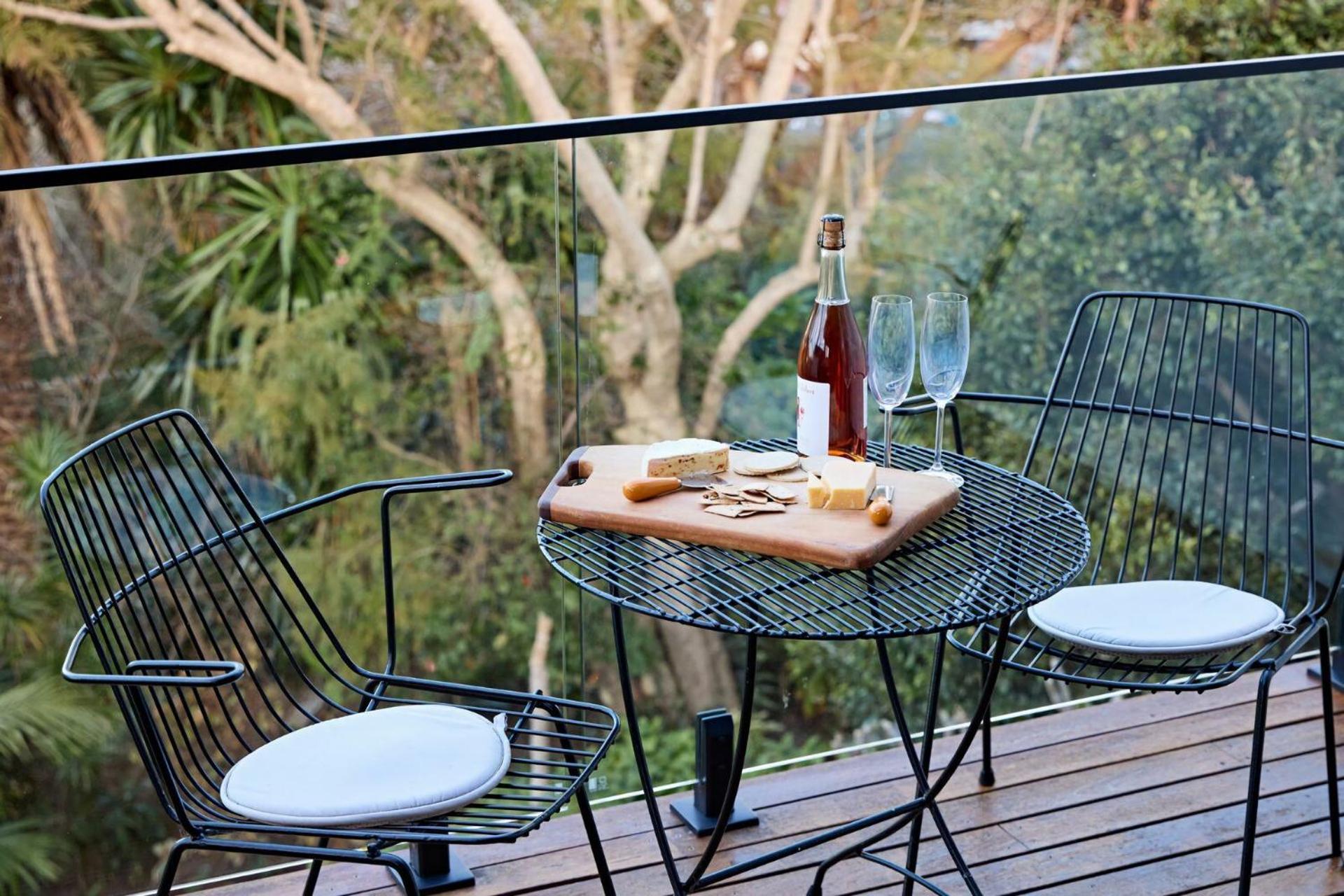 Coogee Treetops Apartment *