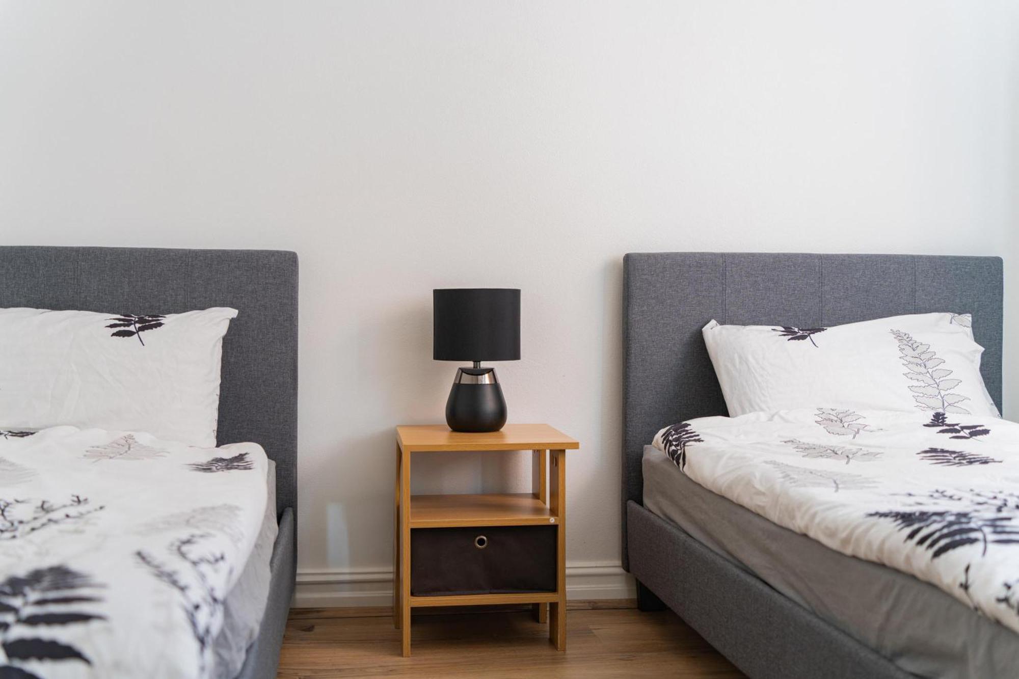 Spacious 2br & Darlingharbour&chinatown-2 Mins Walk *
