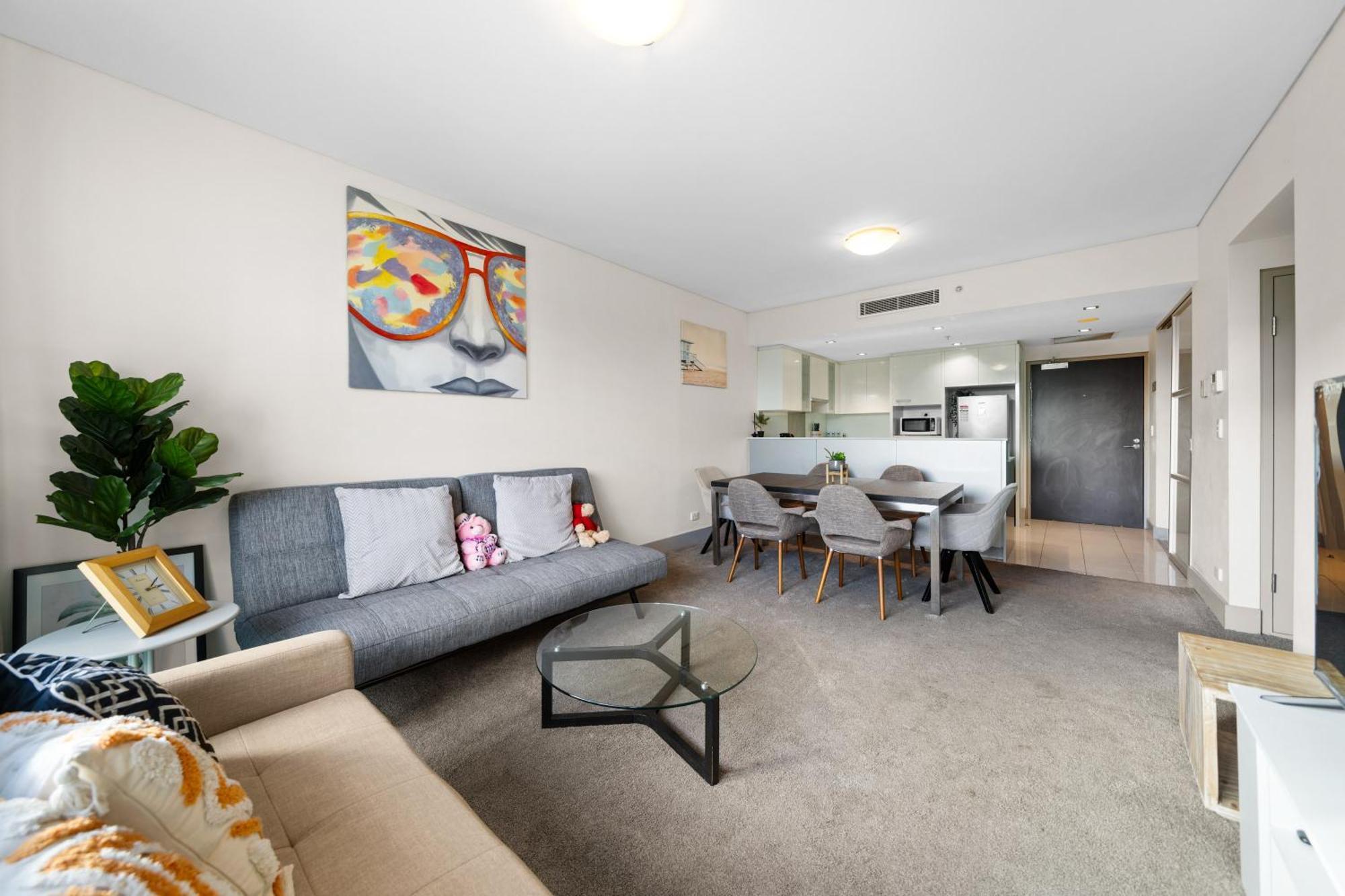 Cbd 3br & Darling Harbour&chinatown-2 Mins Walk Apartment Sydney