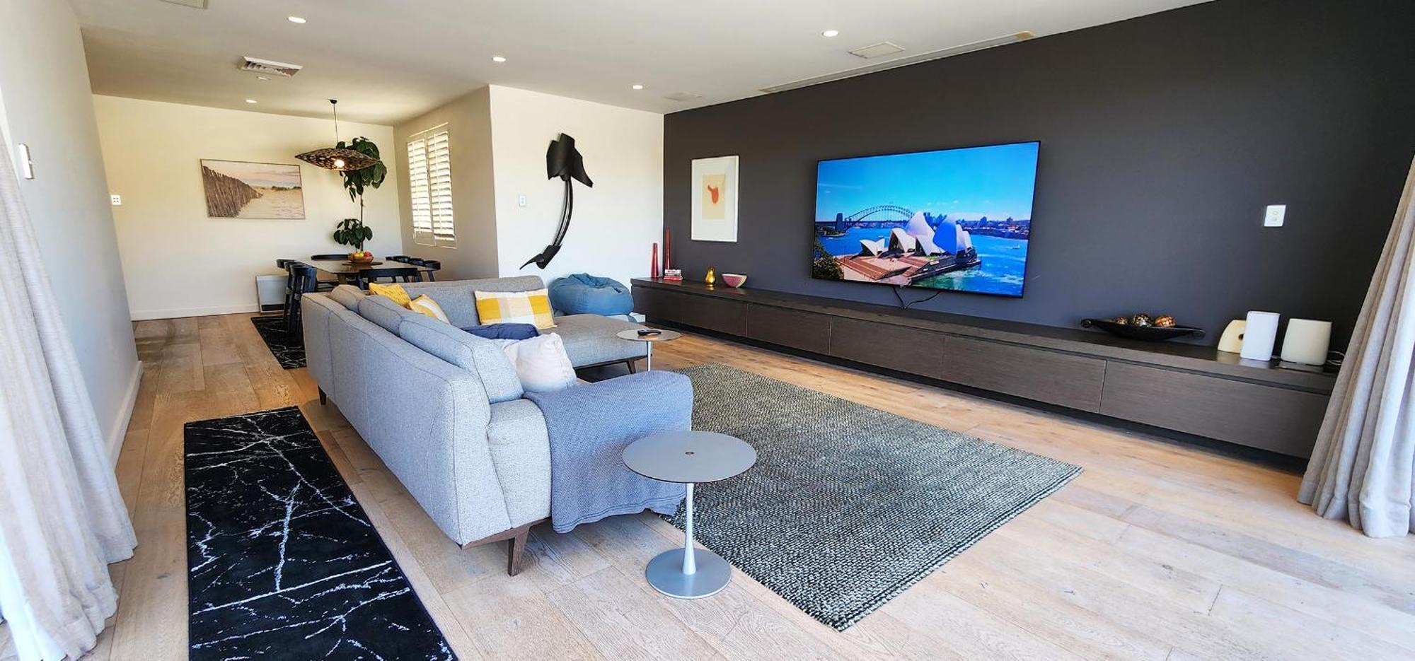 Apartment Absolute Waterfront With Oversized Private Terrace *