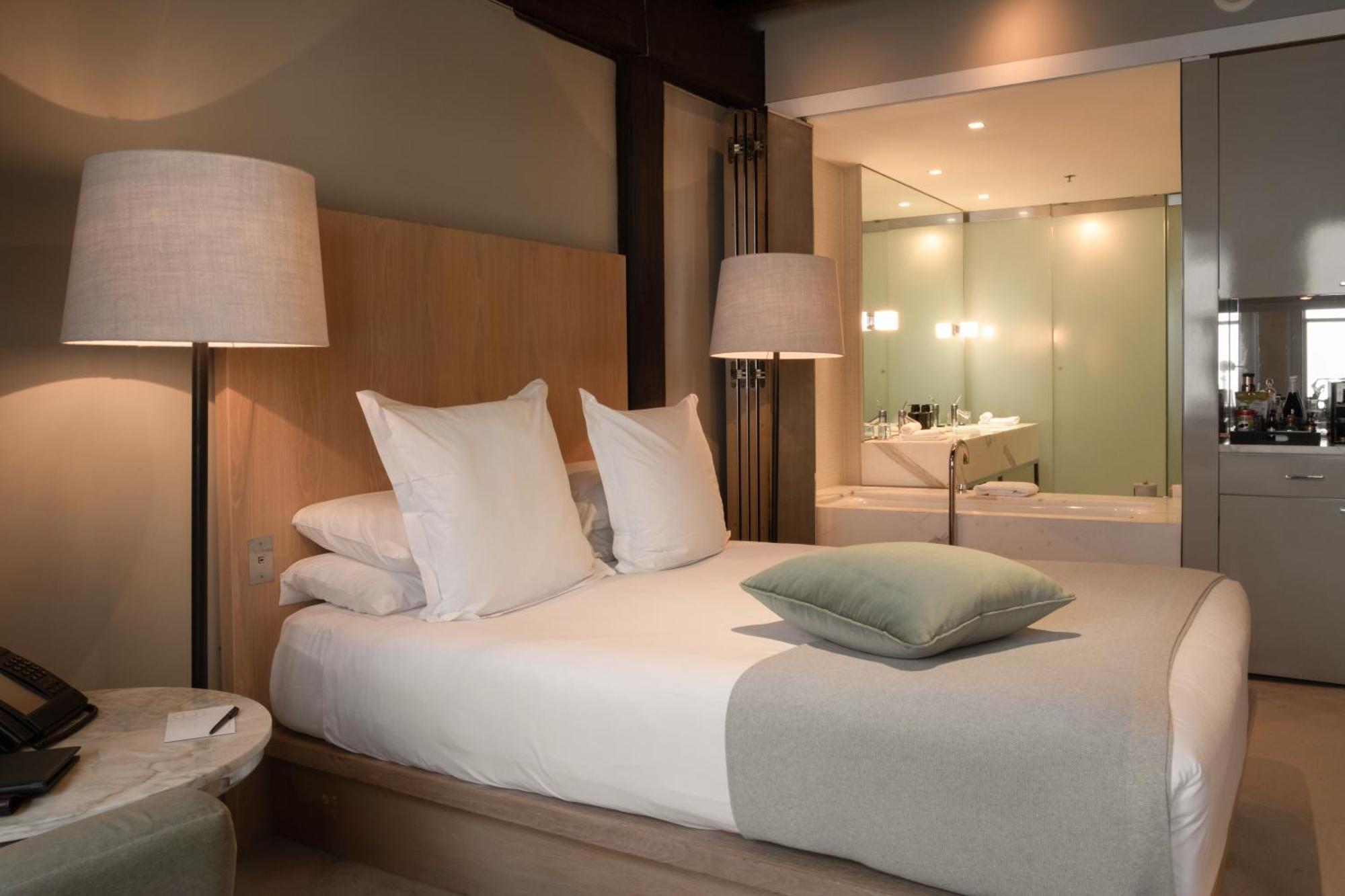 Establishment 5* Sydney