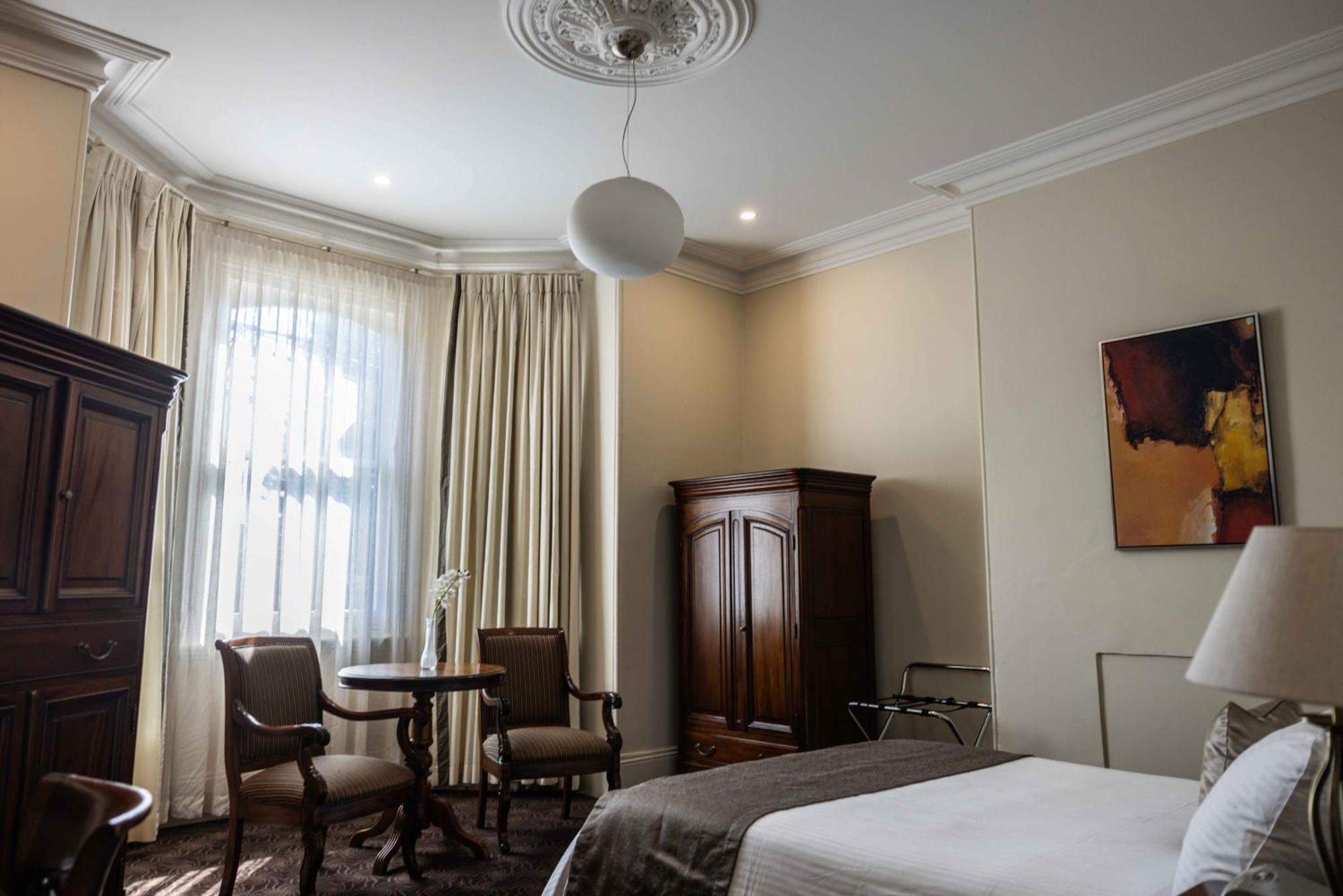 Royal Randwick Hotel
