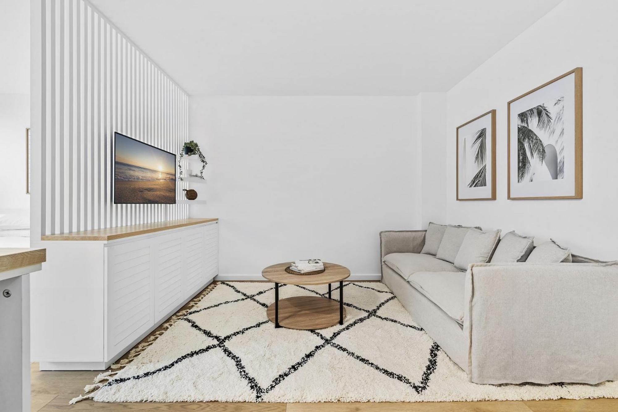 Immaculate 1-bed Chic Bondi Abode With Pool & A/c Apartment