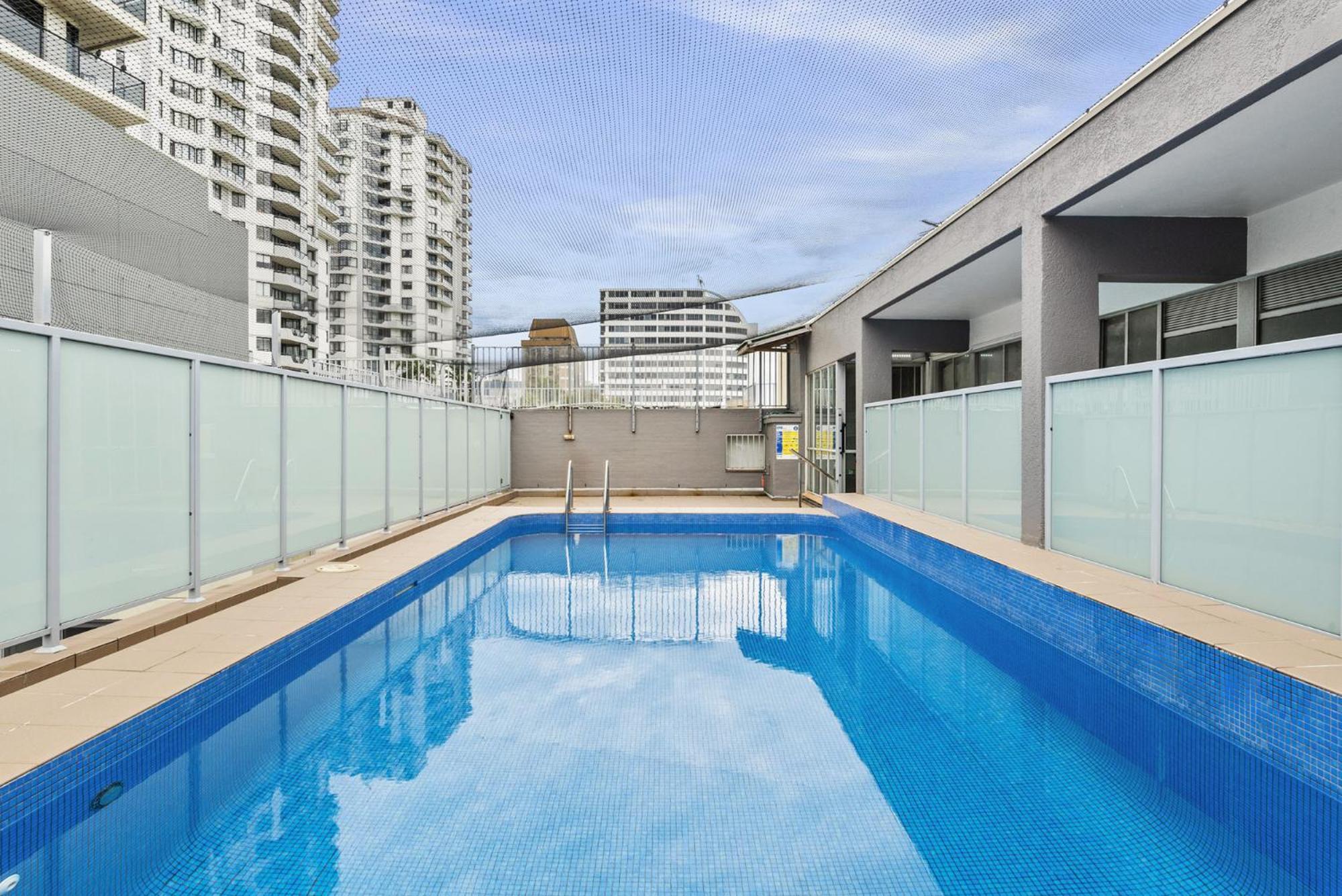 Immaculate 1-bed Chic Bondi Abode With Pool & A/c