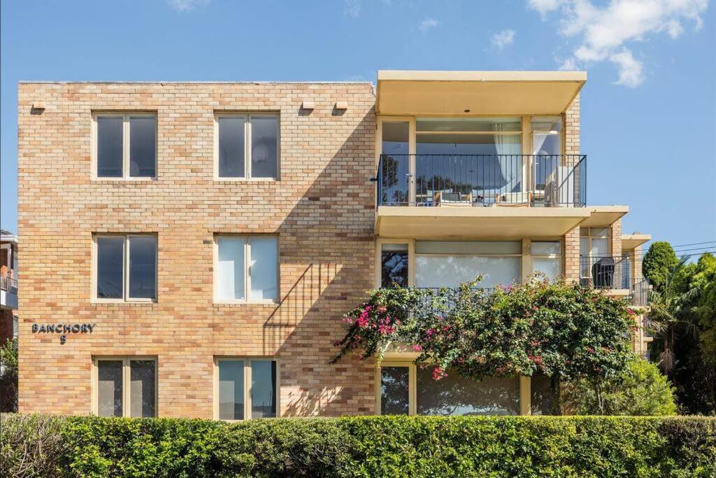 Apartment Balmoral Front 2 Bedroom Waterview Mosman *