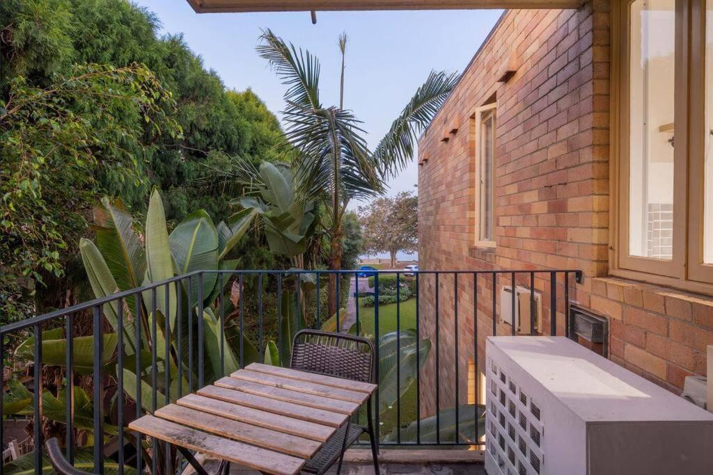 Balmoral Front 2 Bedroom Waterview Mosman