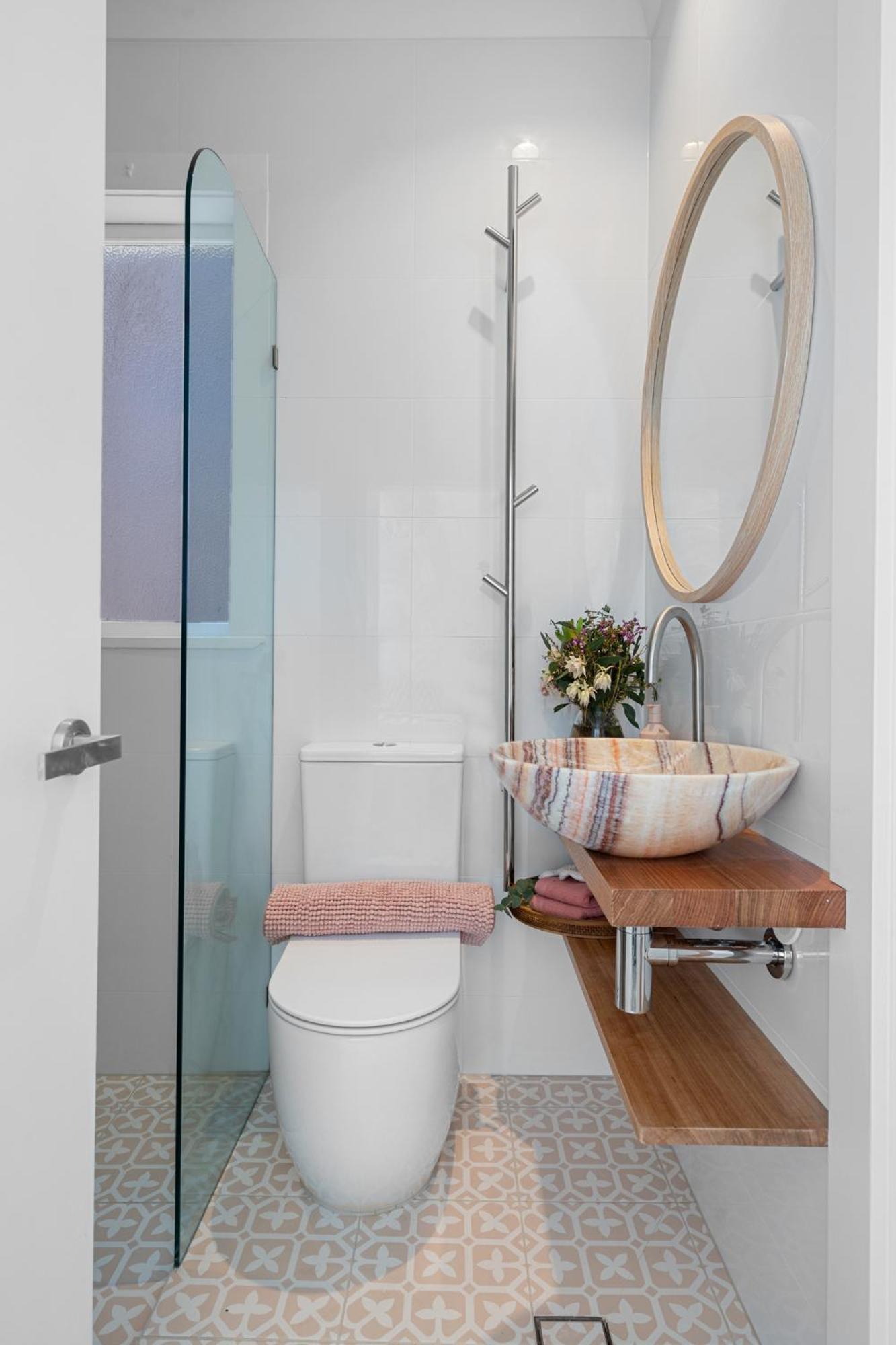 1 And 2 Bed - 500m To - Belle's At Bondi * Sydney