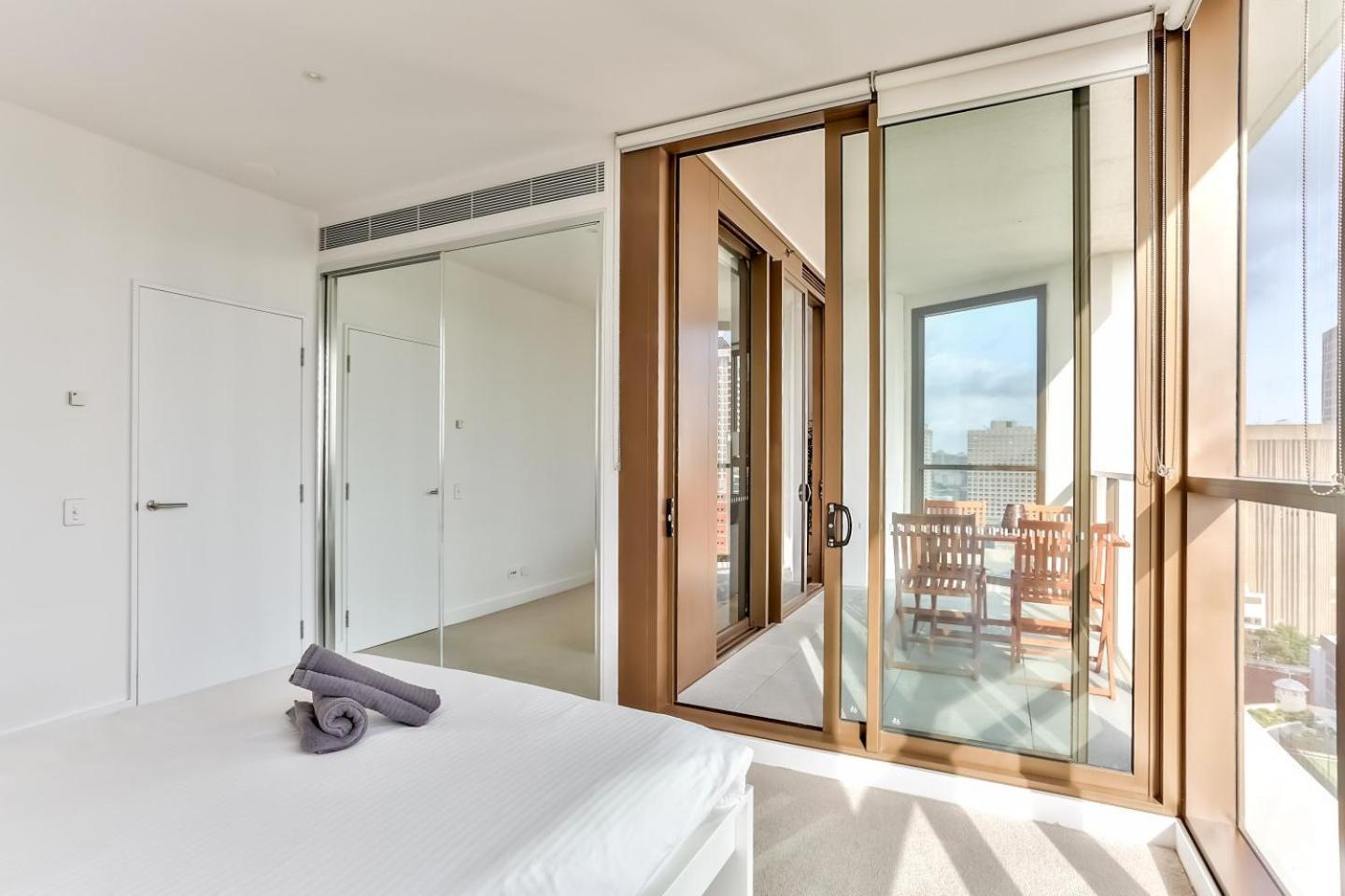 Cozy 2 Bedroom Darling Square With Balcony Sydney