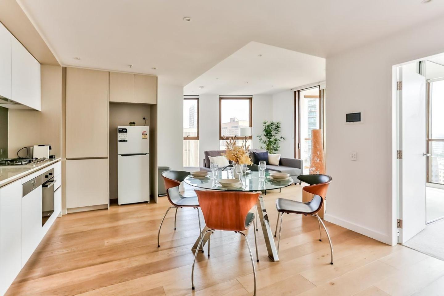 Apartment Cozy 2 Bedroom Darling Square With Balcony *