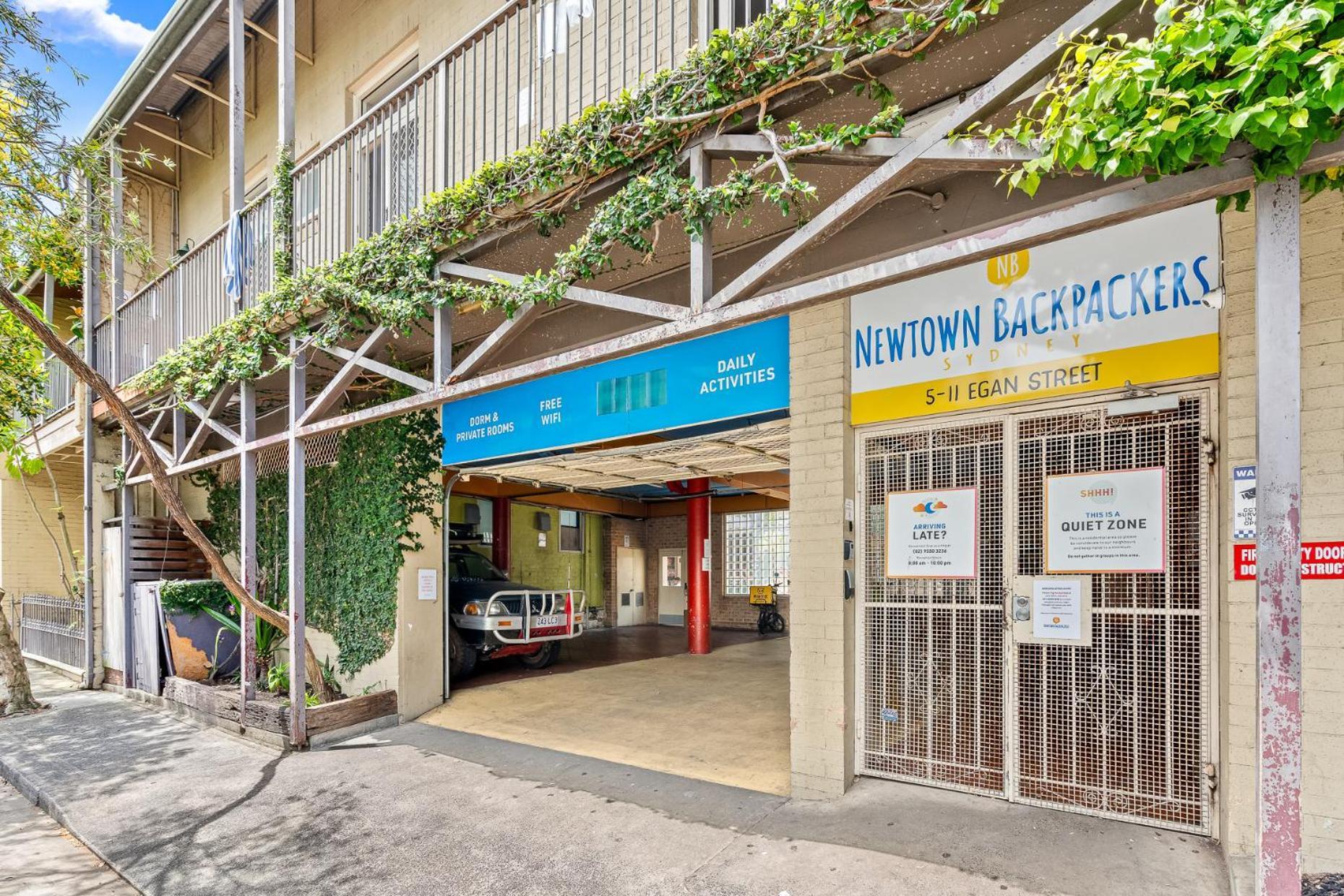 Newtown Backpackers