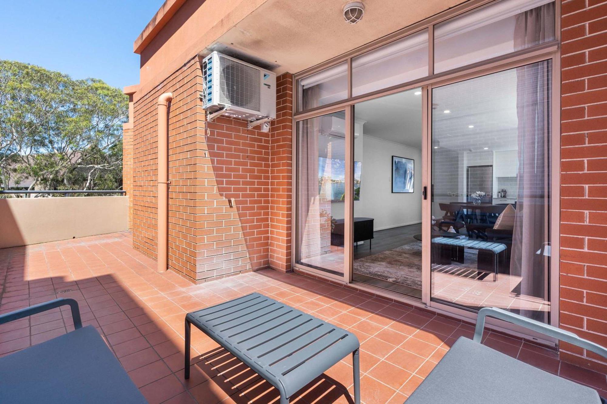 Camperdown Cozy Corner 6 Apartment *
