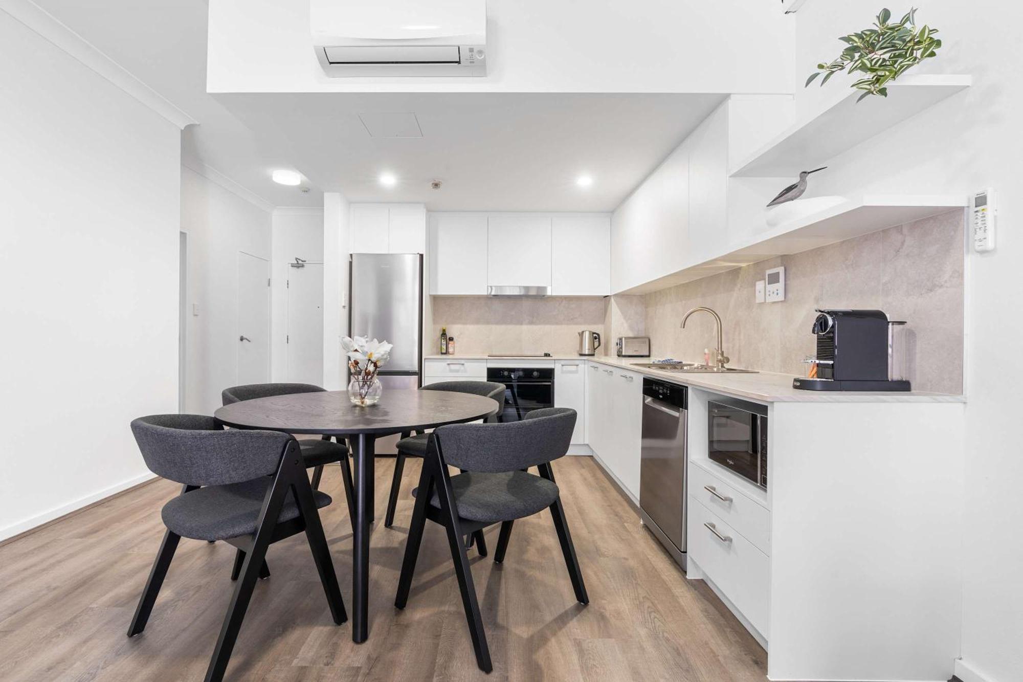 Camperdown Cozy Corner 2 Apartment Sydney