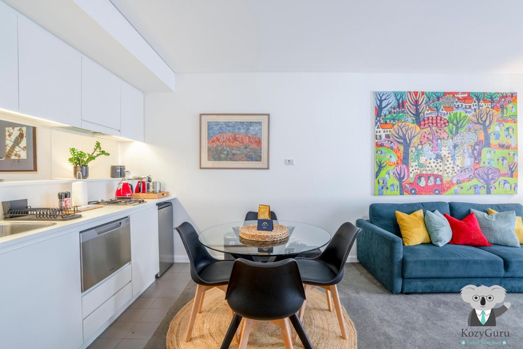 Apartment Stylish With Waterfront Views In Barangaroo Sydney