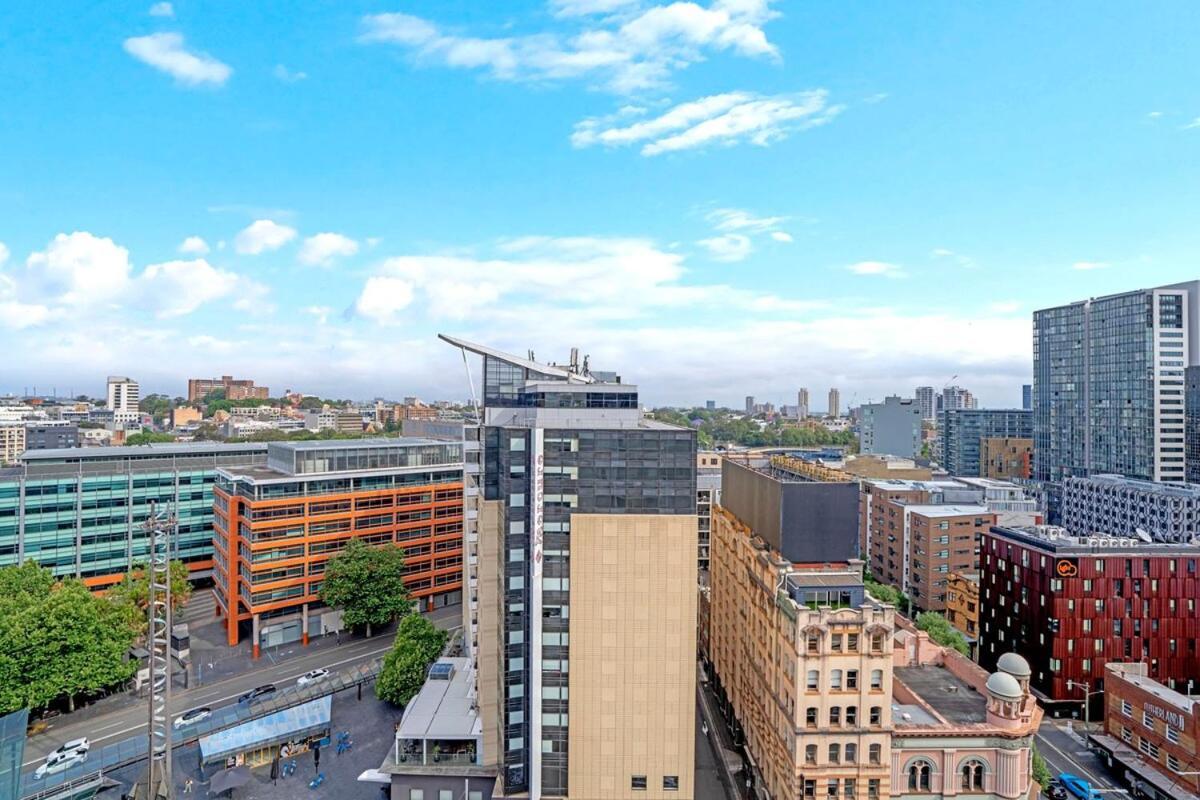 Apartment 4br Duplex With Terrace In Ultimo