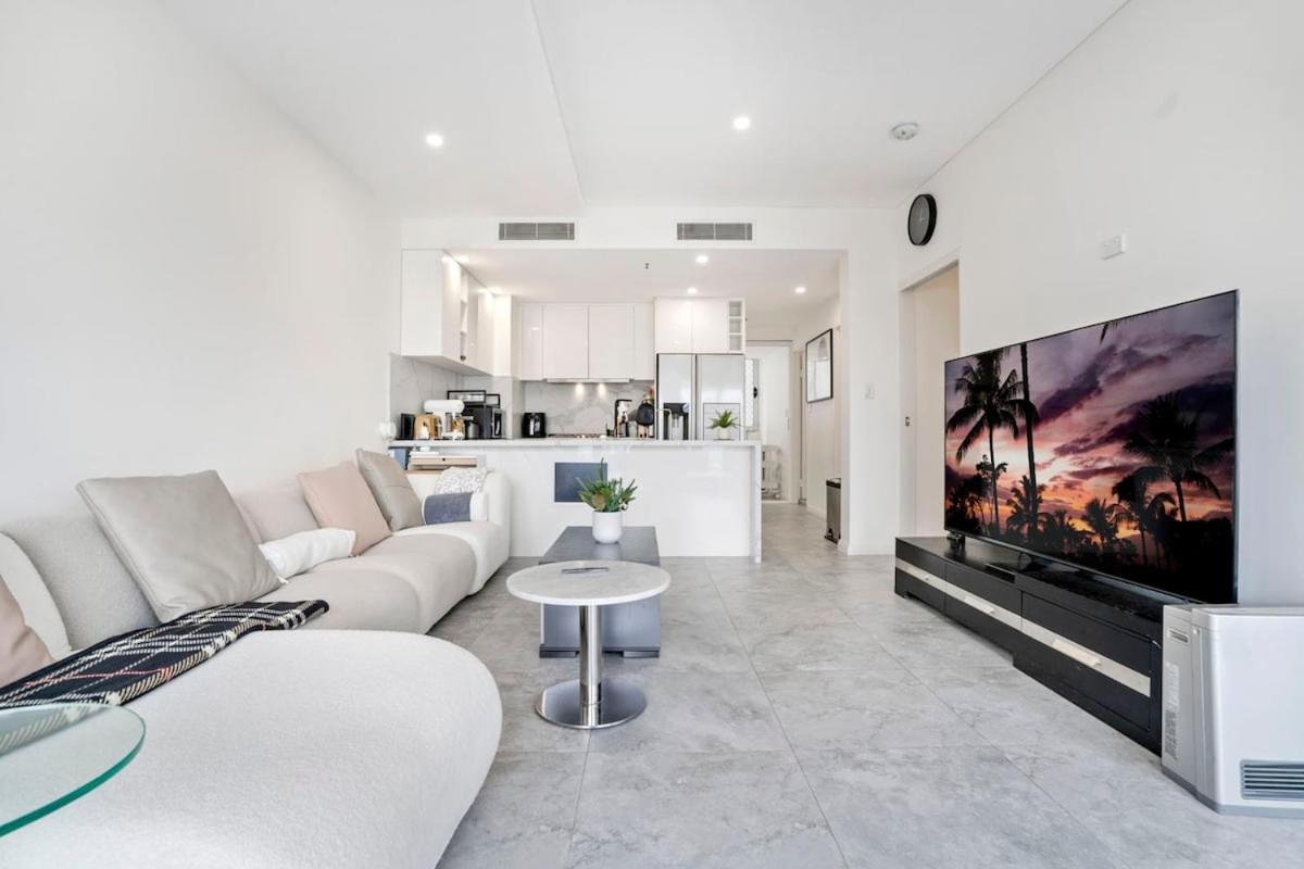 Apartment 4br Duplex With Terrace In Ultimo *