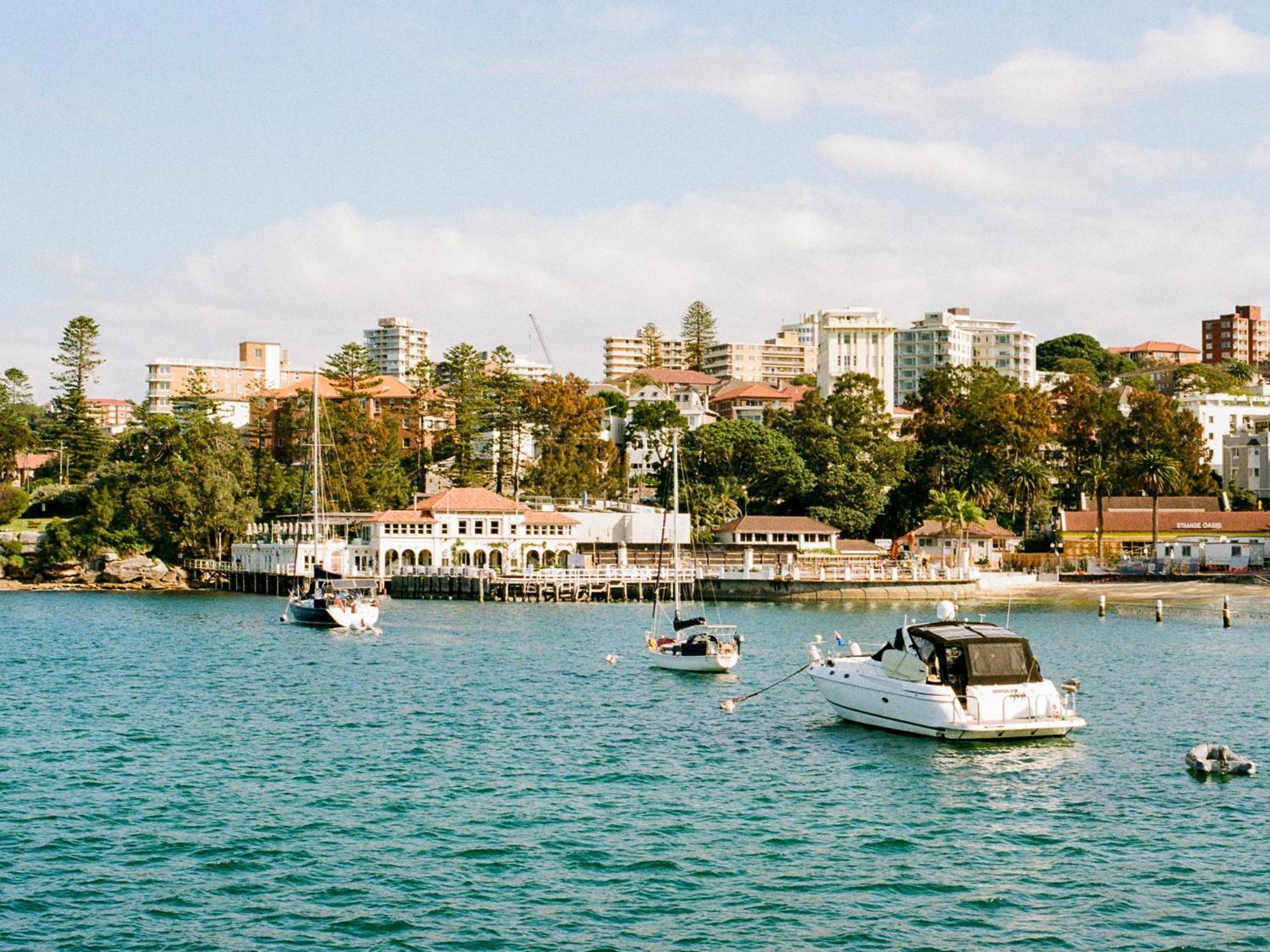 Renovated Harbourfront With Harbour Views Apartment