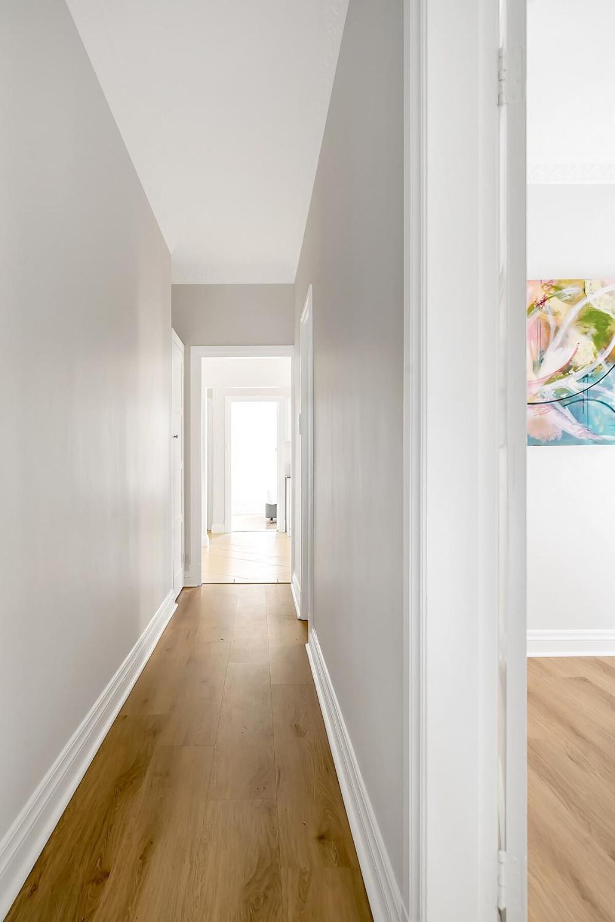 Apartment Renovated Harbourfront With Harbour Views *