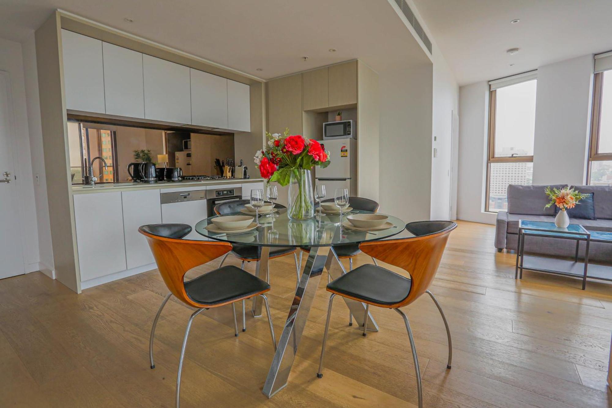 Apartment Cozy 2 Bedroom Darling Square With Balcony