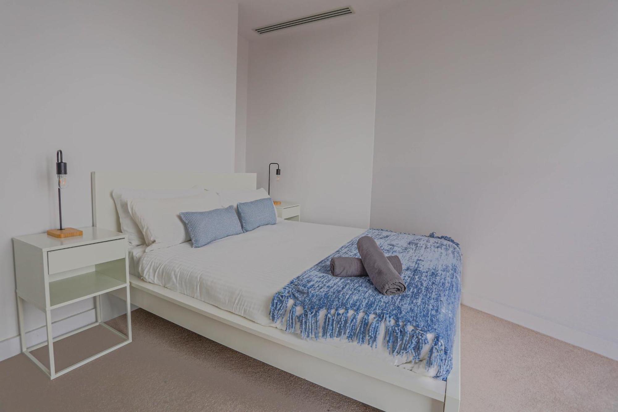 Apartment Cozy 2 Bedroom Darling Square With Balcony Sydney