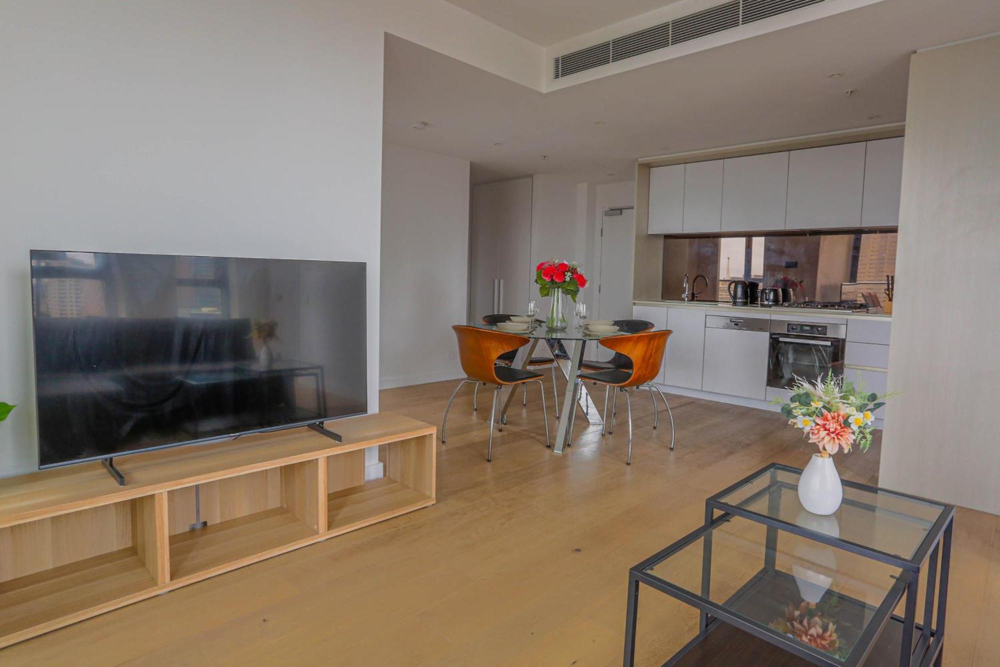 Apartment Cozy 2 Bedroom Darling Square With Balcony