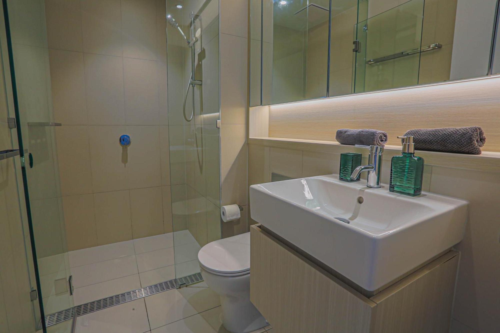 Cozy 2 Bedroom Darling Square With Balcony Apartment *