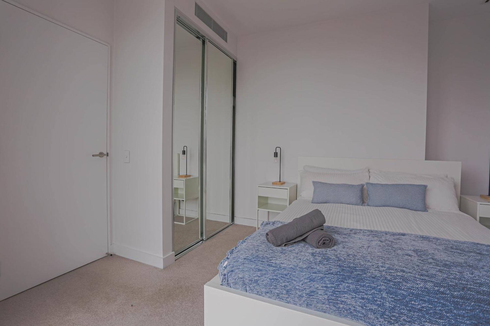 Apartment Cozy 2 Bedroom Darling Square With Balcony Sydney