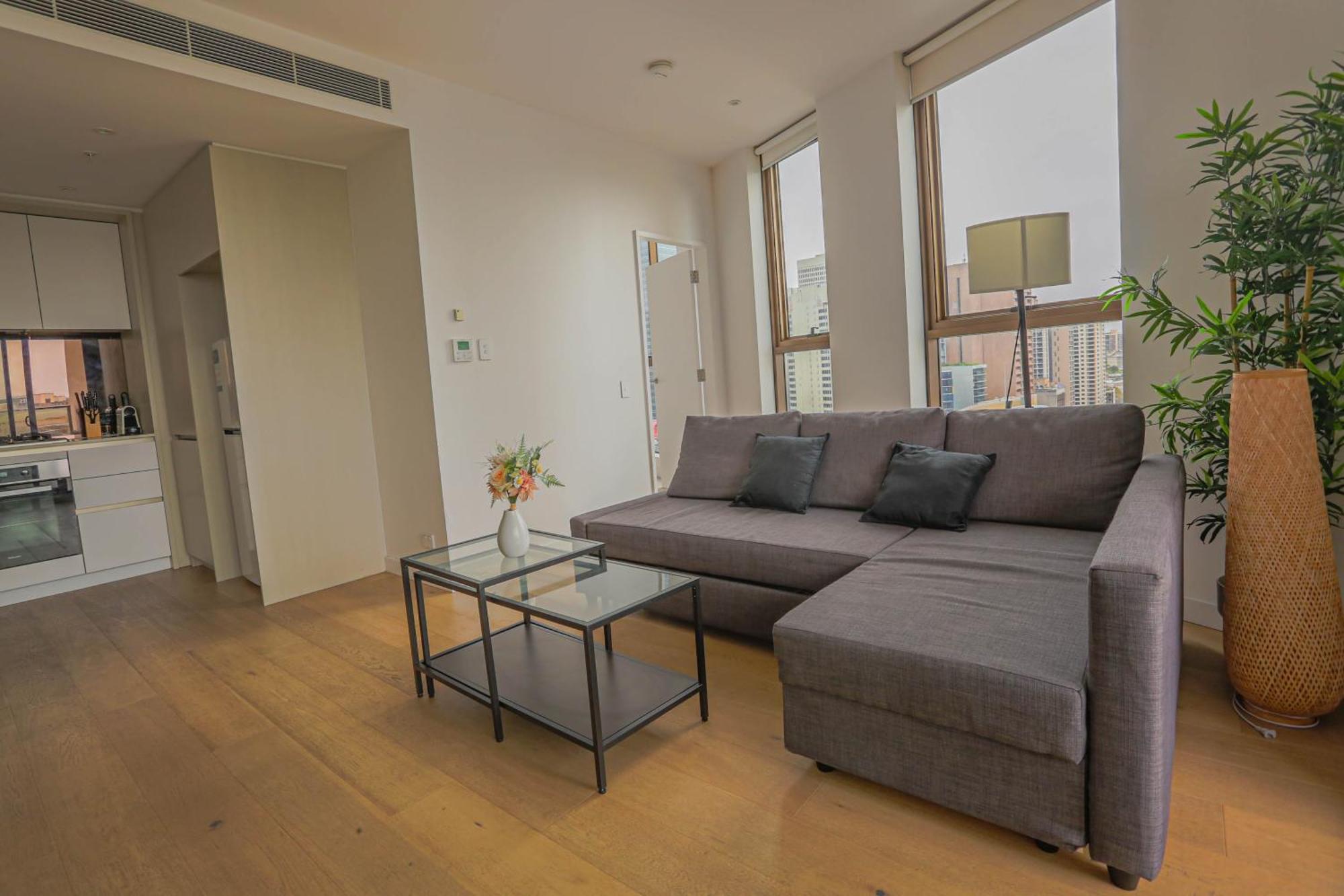 Cozy 2 Bedroom Darling Square With Balcony Apartment